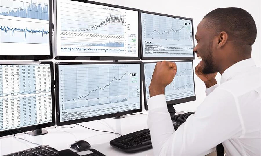 Utilizing fundamental analysis for FTMO trading